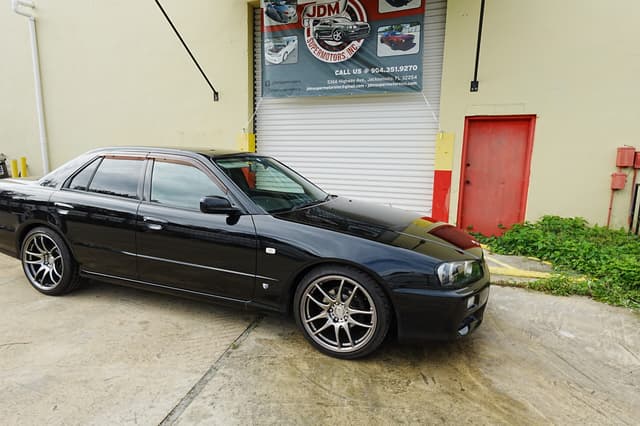 1998 Nissan Skyline JDM car for sale — photo 5 of 17