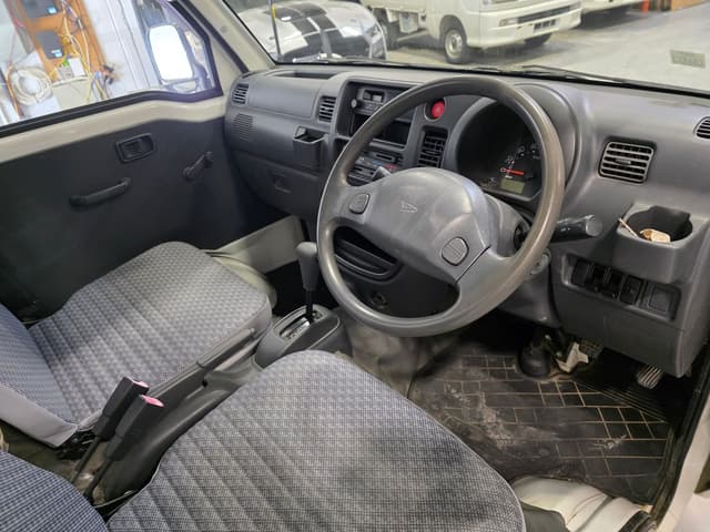 2008 Daihatsu Hijet JDM car for sale — photo 8 of 13