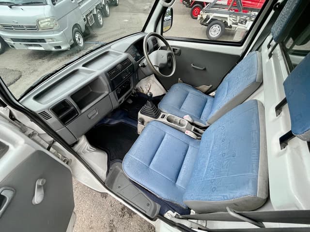 1999 Mitsubishi Minicab JDM car for sale — photo 22 of 25