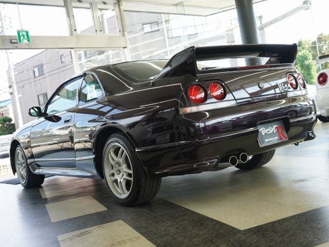 1995 Nissan Skyline JDM car for sale — photo 8 of 22