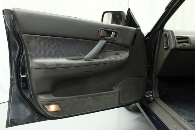 1990 Subaru Legacy JDM car for sale — photo 24 of 25