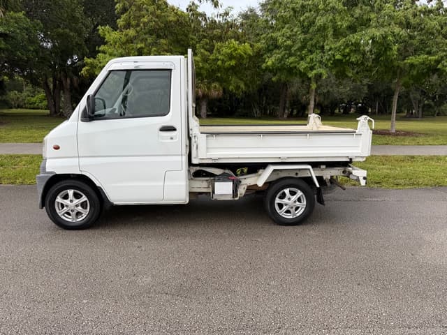 1999 Mitsubishi Minicab JDM car for sale — photo 5 of 22