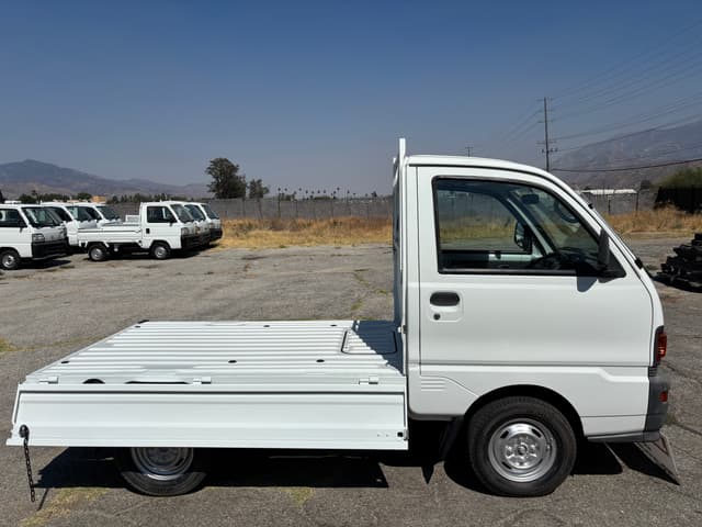 1997 Mitsubishi Minicab JDM car for sale — photo 11 of 25