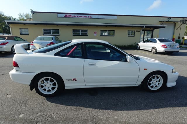 1997 Honda Integra JDM car for sale — photo 10 of 18