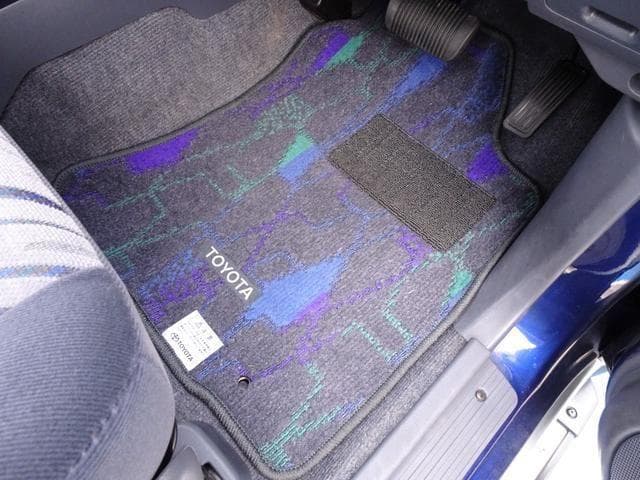 1997 Toyota Land Cruiser Prado JDM car for sale — photo 16 of 25