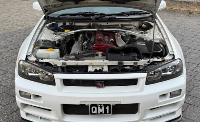 1999 Nissan Skyline JDM car for sale — photo 6 of 10