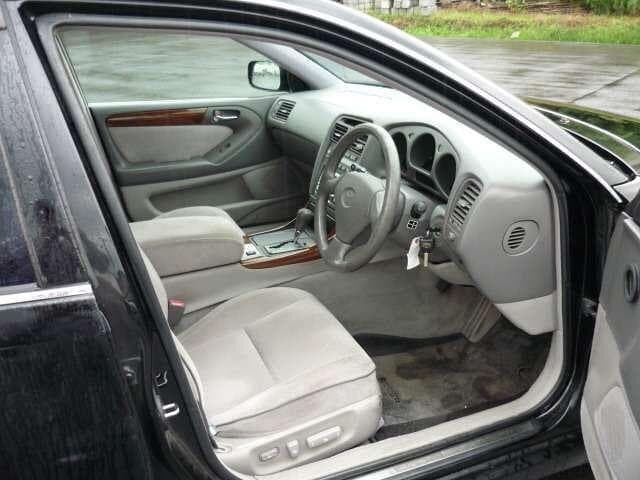 1998 Toyota Aristo JDM car for sale — photo 4 of 7