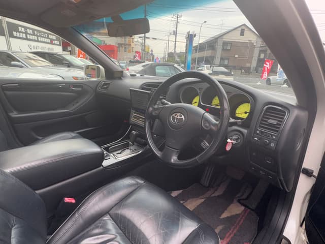 2001 Toyota Aristo JDM car for sale — photo 22 of 25