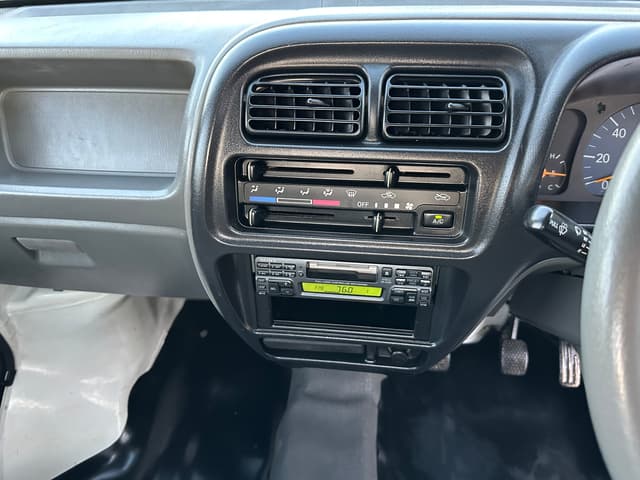 2001 Suzuki Carry JDM car for sale — photo 16 of 18