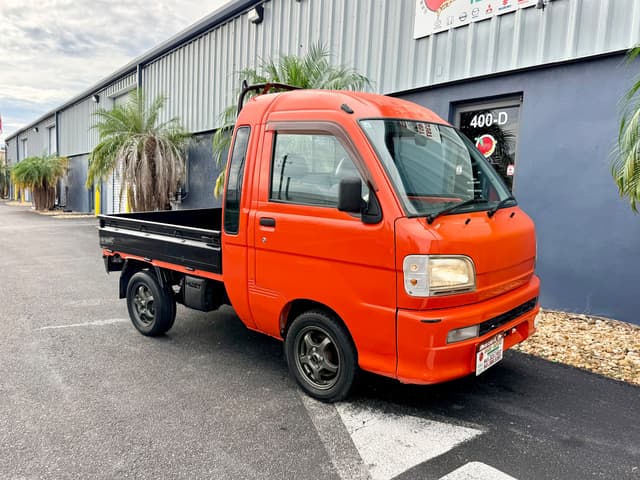 2000 Daihatsu Hijet JDM car for sale — photo 12 of 17