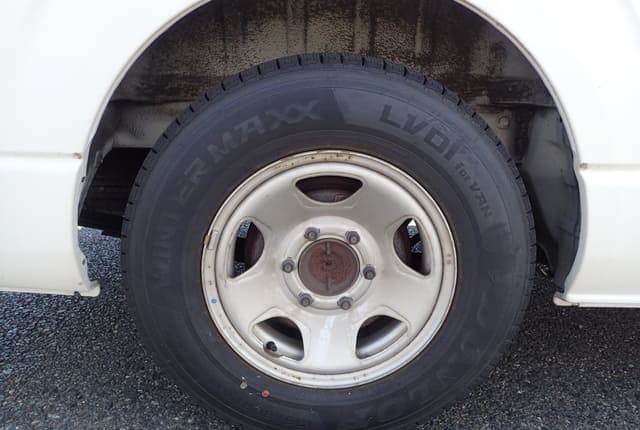 2011 Toyota HiAce JDM car for sale — photo 11 of 25