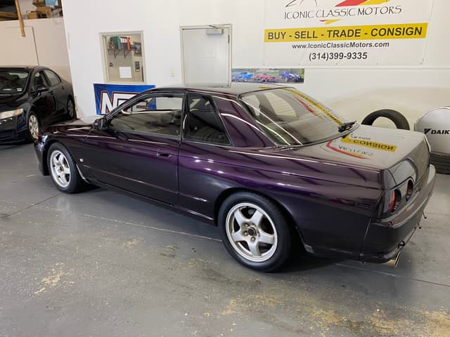 1993 Nissan Skyline JDM car for sale — photo 5 of 21