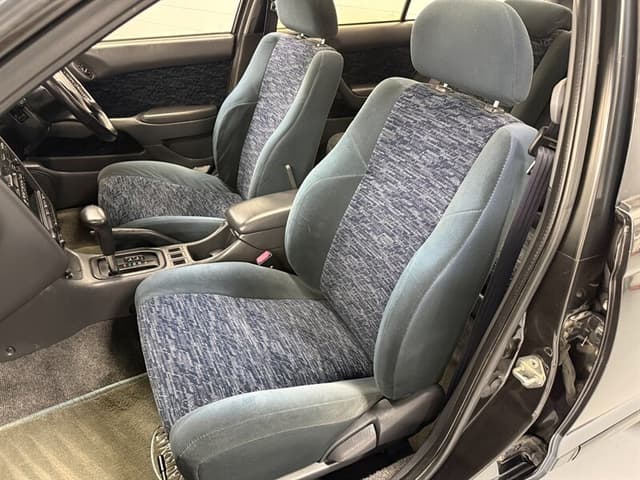1994 Toyota Caldina JDM car for sale — photo 18 of 25