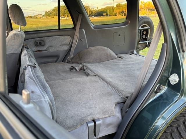 1996 Toyota Hilux Surf JDM car for sale — photo 30 of 47