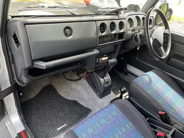 1996 Suzuki Jimny JDM car for sale — photo 11 of 15