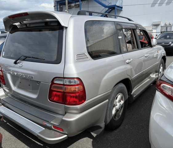 1998 Toyota Land Cruiser JDM car for sale — photo 4 of 8