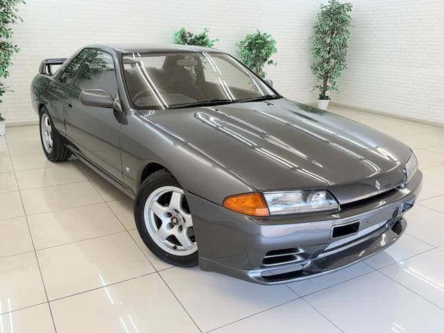 1991 Nissan Skyline JDM car for sale — photo 2 of 18