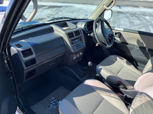 2007 Mitsubishi Pajero JDM car for sale — photo 6 of 8