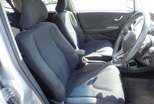 2011 Honda Fit JDM car for sale — photo 25 of 25