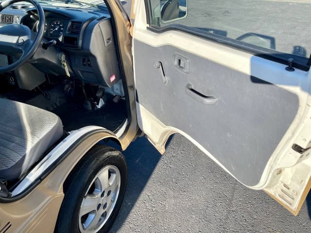 1999 Daihatsu Hijet JDM car for sale — photo 15 of 25