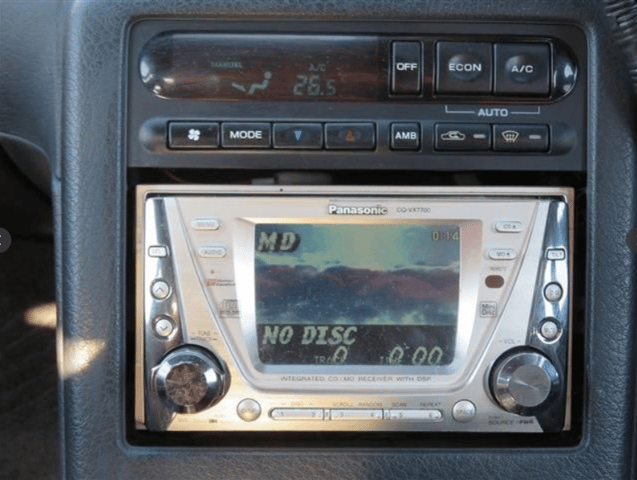 1992 Nissan Skyline JDM car for sale — photo 13 of 25