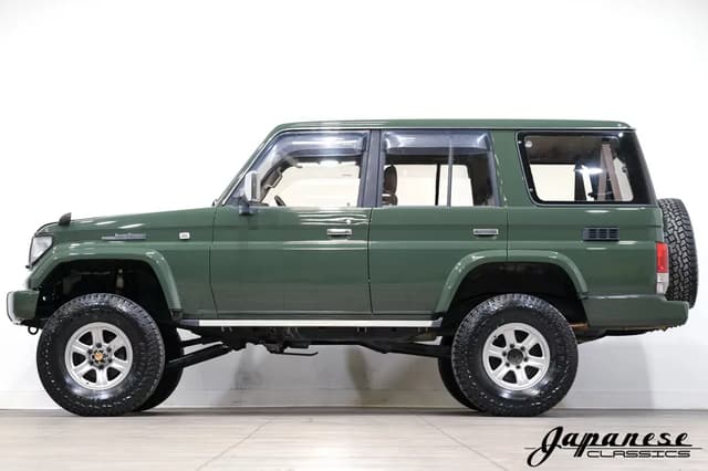 1995 Toyota Land Cruiser JDM car for sale — photo 4 of 25