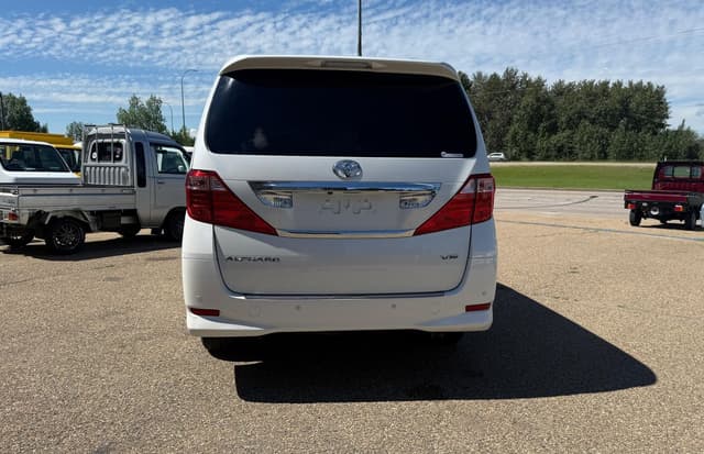 2011 Toyota Alphard JDM car for sale — photo 3 of 7