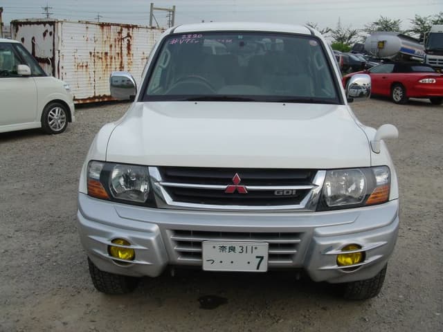 2000 Mitsubishi Pajero JDM car for sale — photo 3 of 5