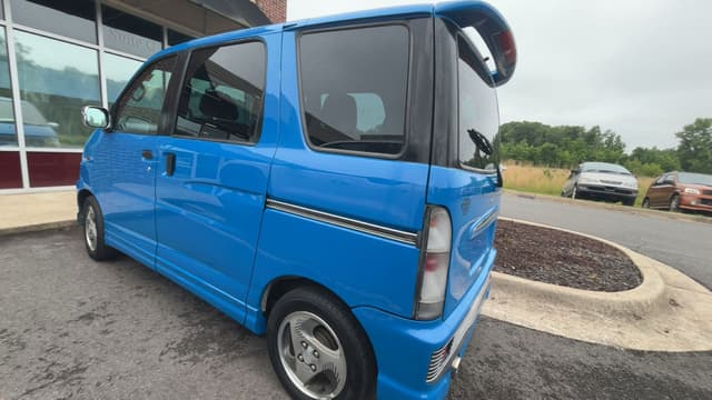 2000 Daihatsu Atrai JDM car for sale — photo 2 of 6