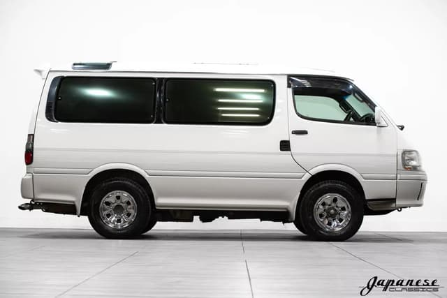 1997 Toyota HiAce JDM car for sale — photo 5 of 25