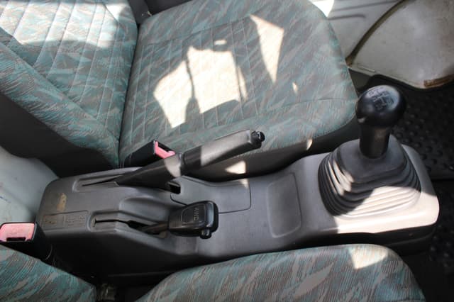 1999 Suzuki Carry JDM car for sale — photo 20 of 25