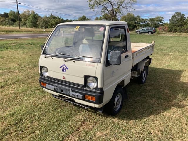 1990 Mitsubishi Minicab JDM car for sale — photo 4 of 5