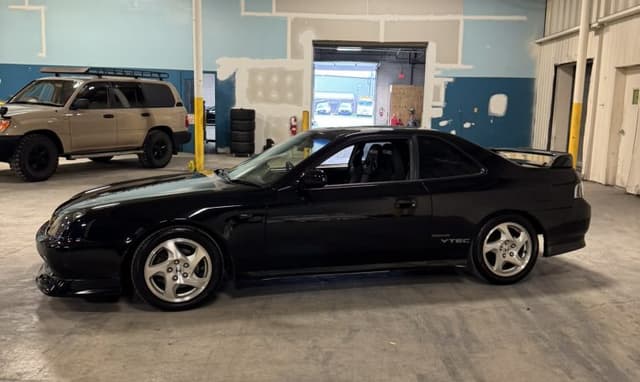 1999 Honda Prelude JDM car for sale — photo 18 of 25