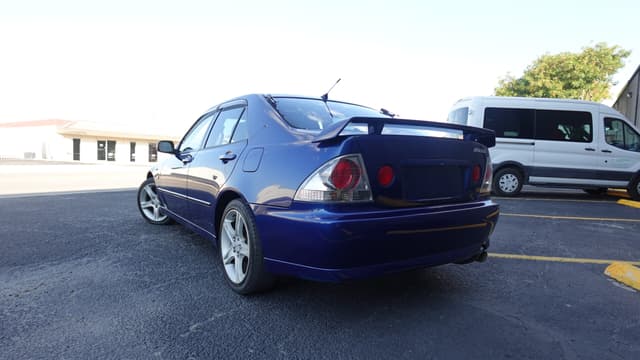 1999 Toyota Altezza JDM car for sale — photo 5 of 13