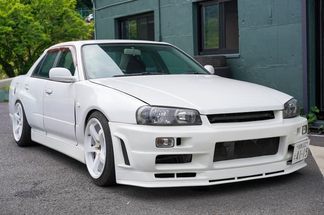 2001 Nissan Skyline JDM car for sale — photo 2 of 24