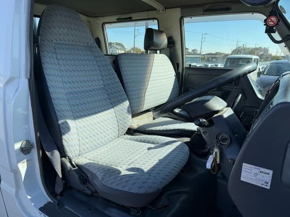 2000 Toyota Toyoace JDM car for sale — photo 6 of 14