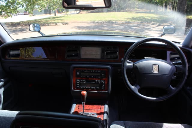 2000 Toyota Century JDM car for sale — photo 19 of 25