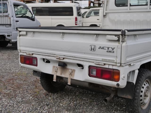 2001 Honda Acty JDM car for sale — photo 20 of 25