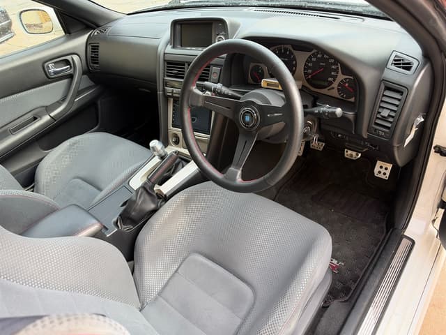 1999 Nissan Skyline JDM car for sale — photo 14 of 19