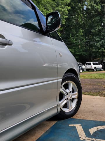 2001 Toyota Estima JDM car for sale — photo 5 of 25