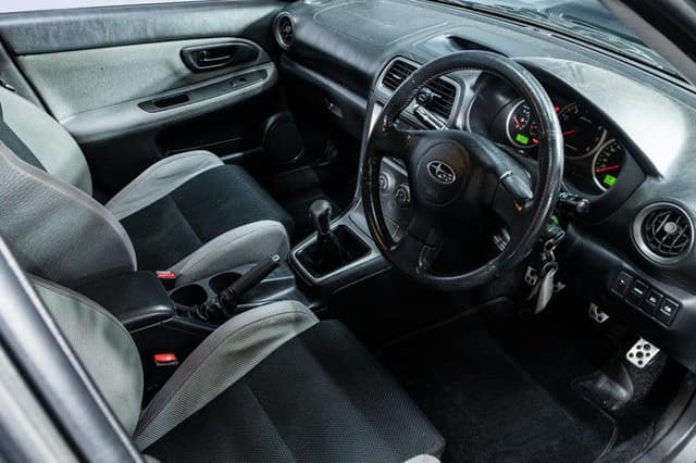 2006 Subaru Impreza JDM car for sale — photo 14 of 19