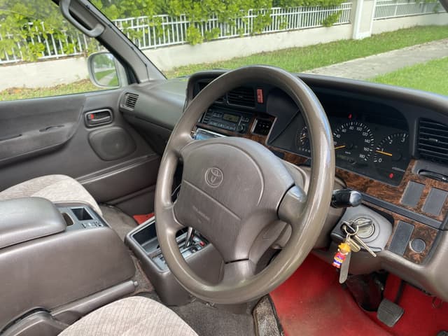 1999 Toyota HiAce JDM car for sale — photo 7 of 20