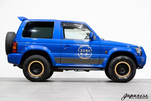 1997 Mitsubishi Pajero JDM car for sale — photo 5 of 25