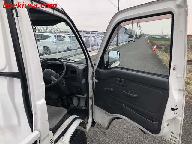 1997 Daihatsu Hijet JDM car for sale — photo 12 of 24