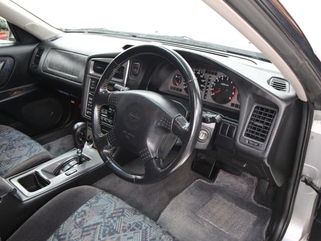 1997 Nissan Stagea JDM car for sale — photo 9 of 25
