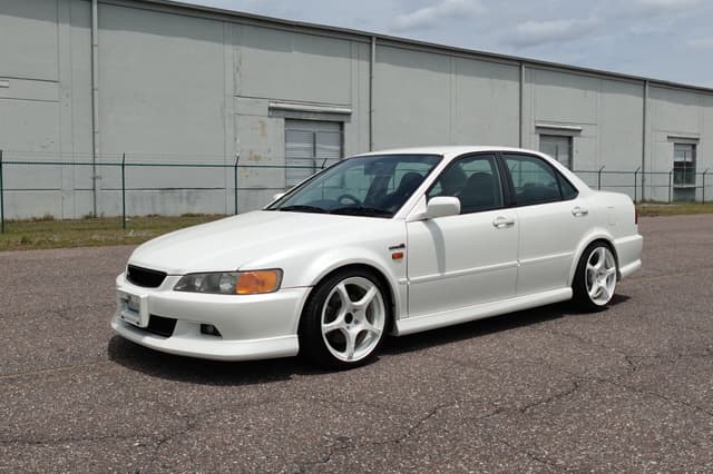 2000 Honda Accord JDM car for sale — photo 12 of 18