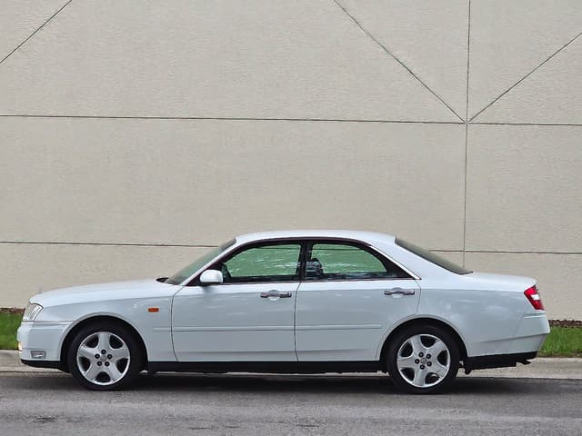 1999 Nissan Cedric JDM car for sale — photo 21 of 22