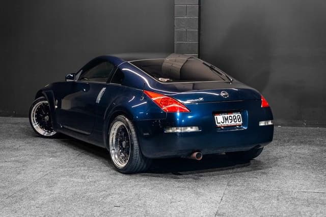 2007 Nissan Fairlady Z JDM car for sale — photo 6 of 17