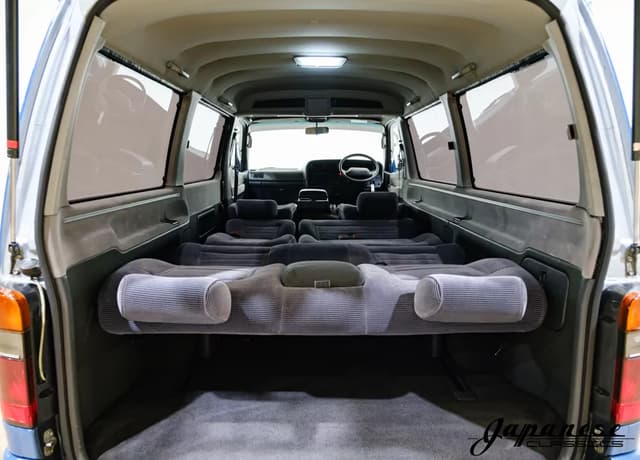 1990 Toyota HiAce JDM car for sale — photo 23 of 25