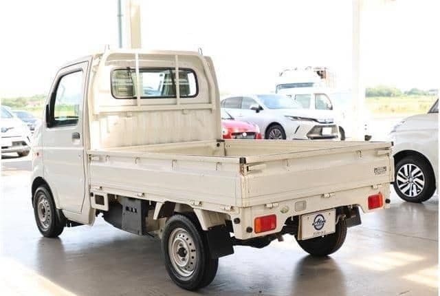 2011 Suzuki Carry JDM car for sale — photo 18 of 25